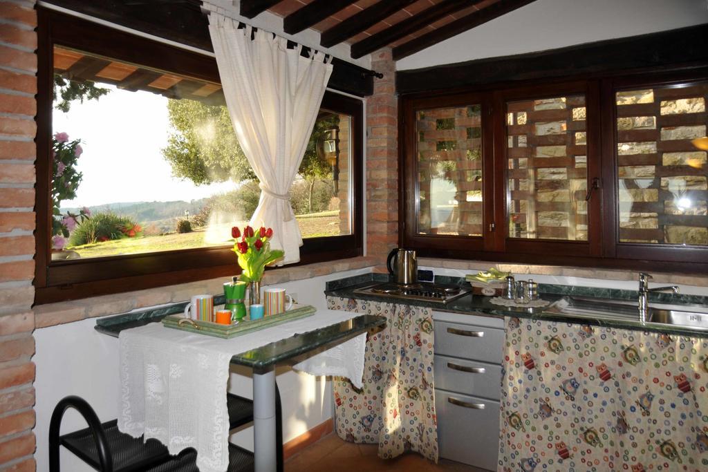 Agriturismo La Bicocca - Apt. "Il Leccio" Castel Rigone المظهر الخارجي الصورة