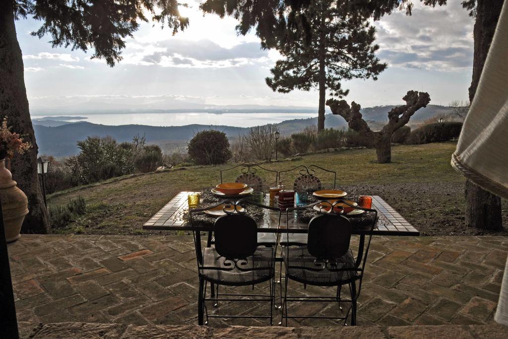 Agriturismo La Bicocca - Apt. "Il Leccio" Castel Rigone الغرفة الصورة